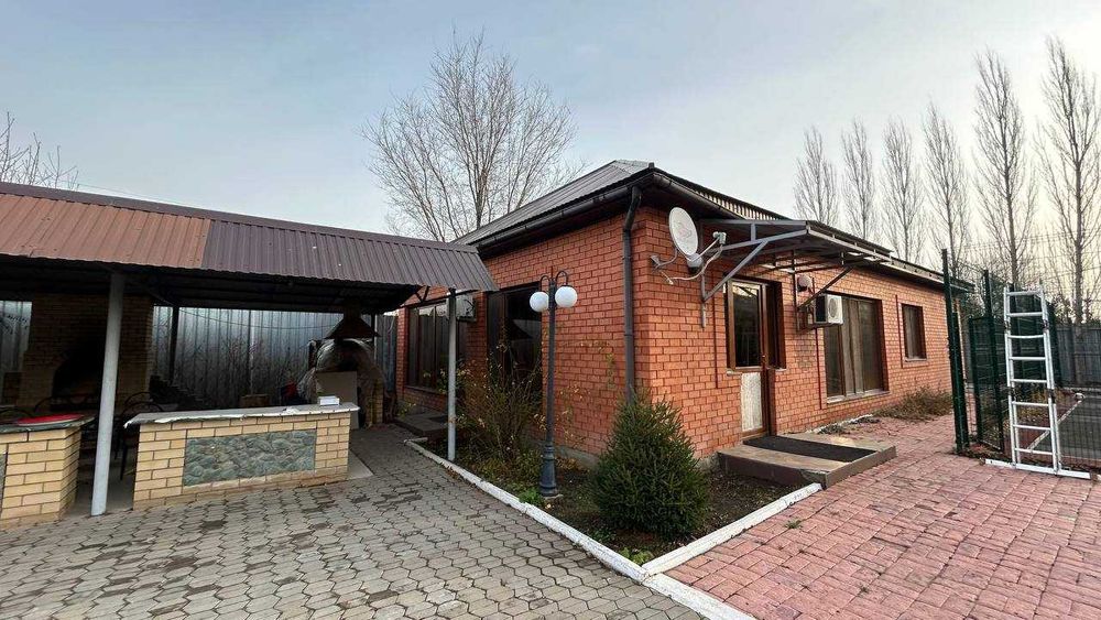 3 дома на территории 34 соток