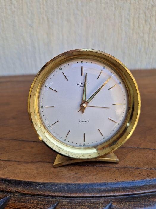 Антикварен немски механичен часовник будилник Junghans