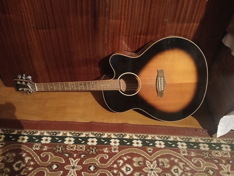 Gitara в хорошем состаянии