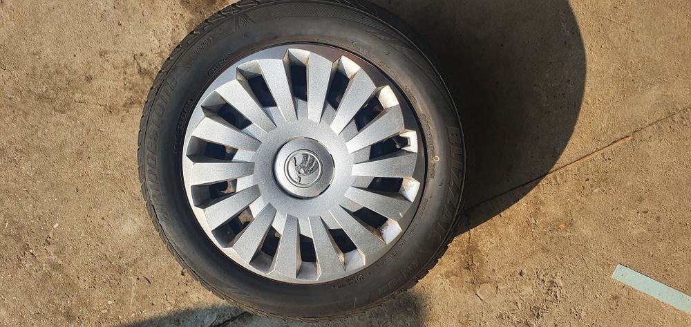 Jante și anvelope iarna   Skoda Octavia 225 50 16