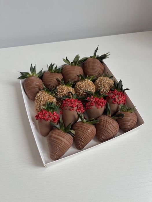 Клубника в шоколаде Алматы