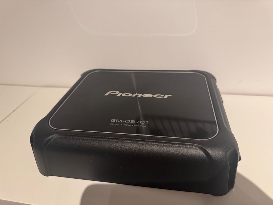 Amplificator Pioneer GM -D8701