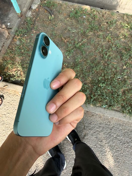 iPhone 16 128 гб