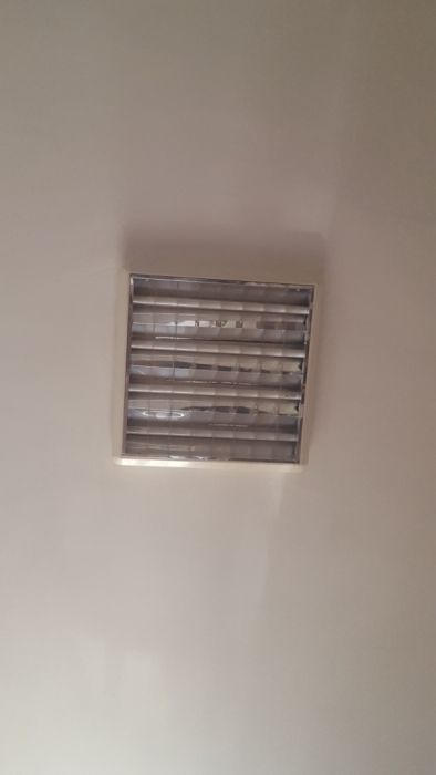 Офис лампа с 4 осветителни тръби