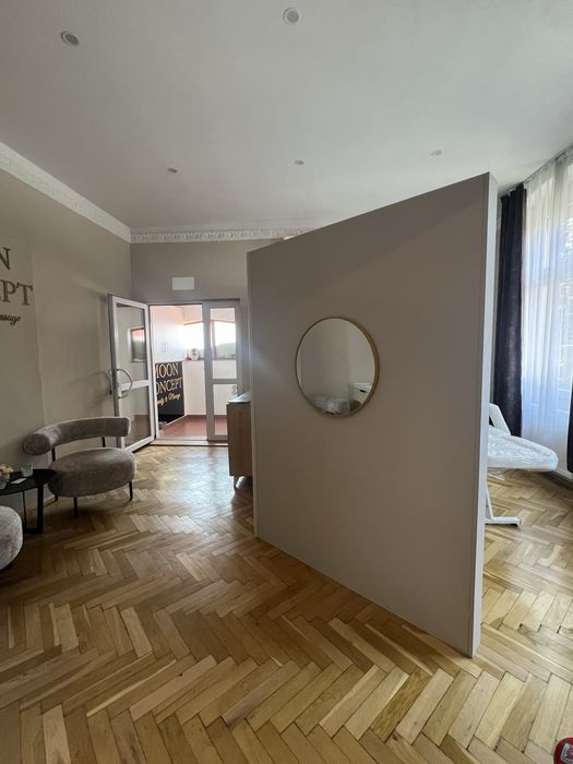 Spatiu comercial de inchiriat ( salon infrumusețare  )
