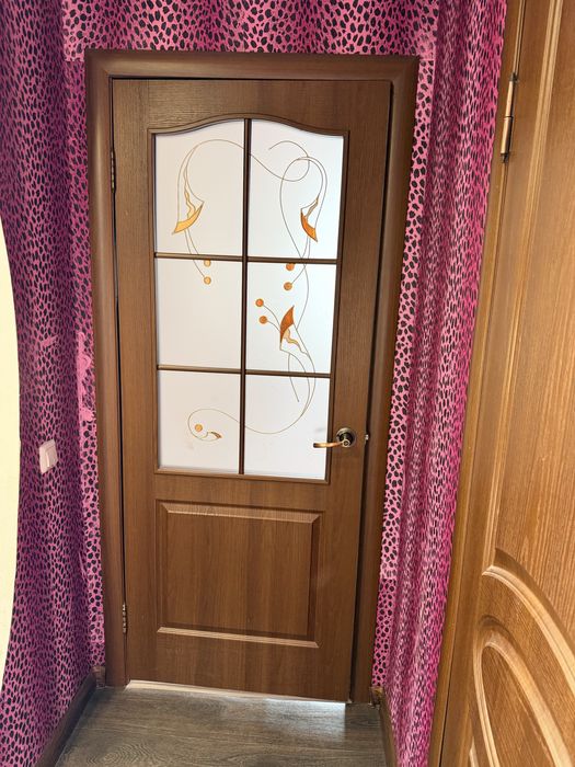 Продам межкомнатные двери