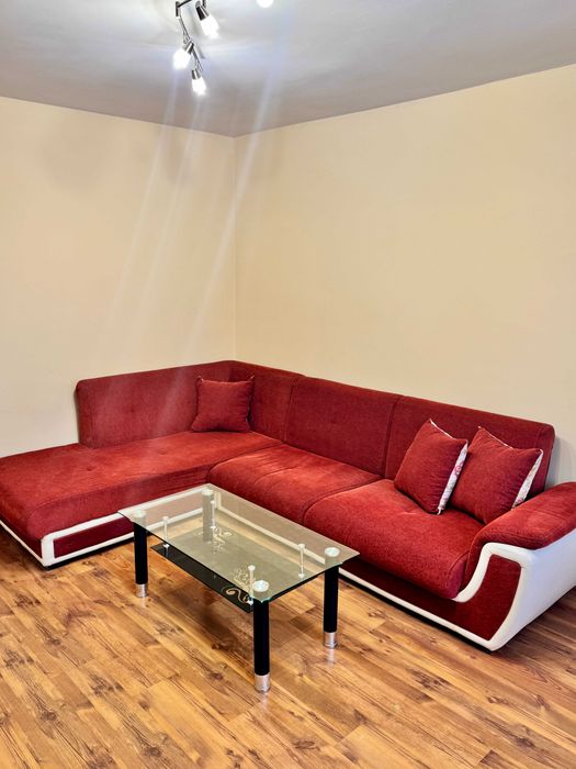 Дава се под наем Тристаен апартамент в Стара Загора, Център - 65 кв.м за 350 € - Снимка #2