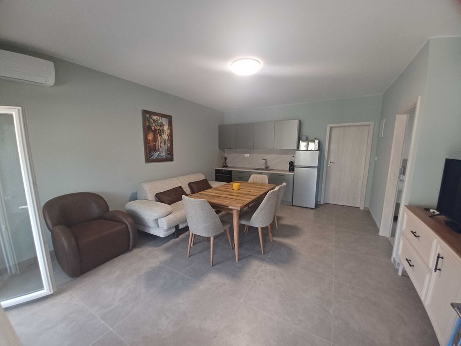 Продава къща до морето 70 м2 с двор 180 м2, Неа Кердилия, Гърция