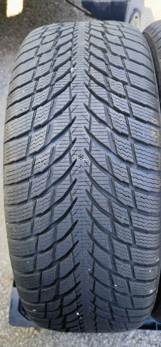 Като Нови 215/ 45/ 18 Nokian