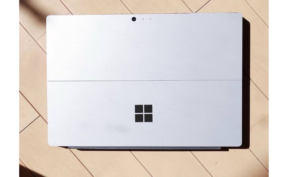 Microsoft Surface Pro 4 Tablet PC , 4GB RAM , 128GB