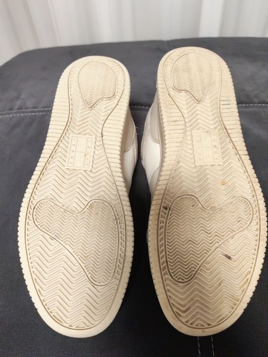 Adidasi tenisi Tommy Hilfifer , marimea 44