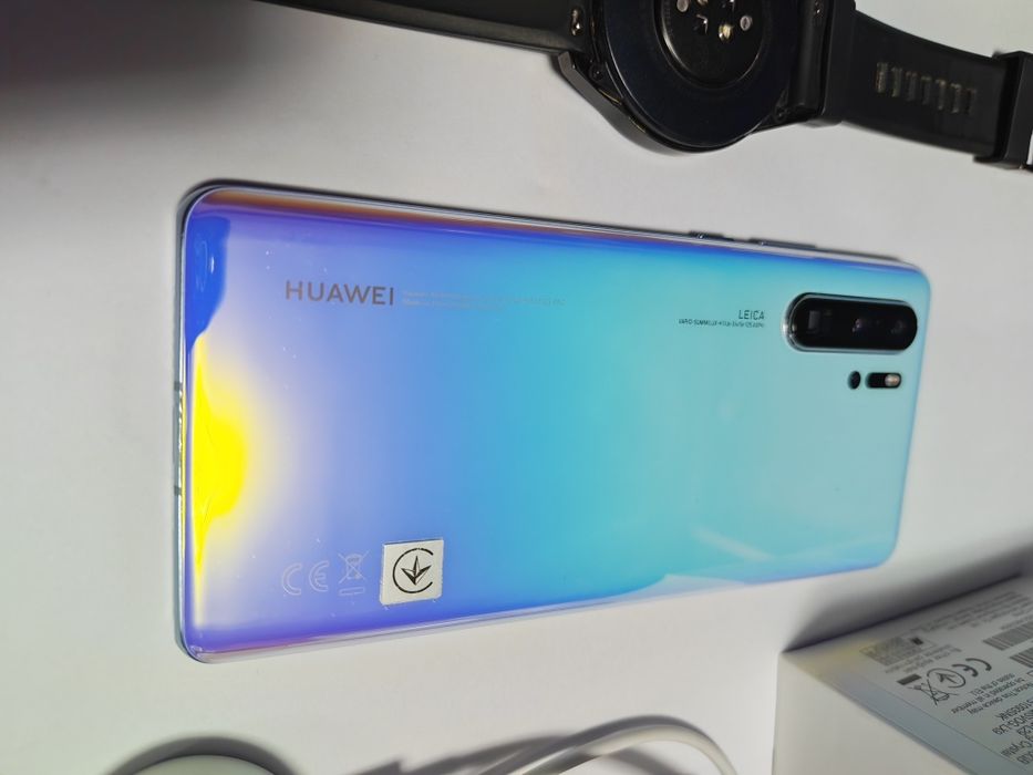 Huawei p 30 pro și GT2