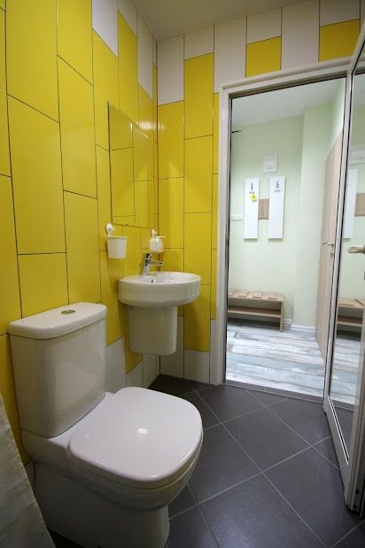 Продава се Хотел в Габрово, Център - 200 кв.м за 1250 €/кв.м - Снимка #6