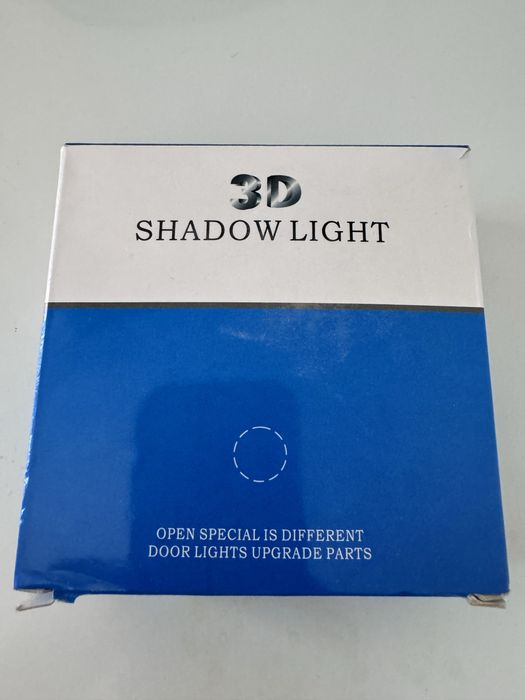 Подсетка дверей с логотипам Camry