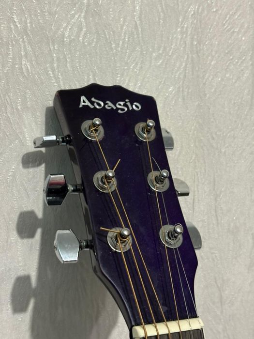 Аккустическая гитара