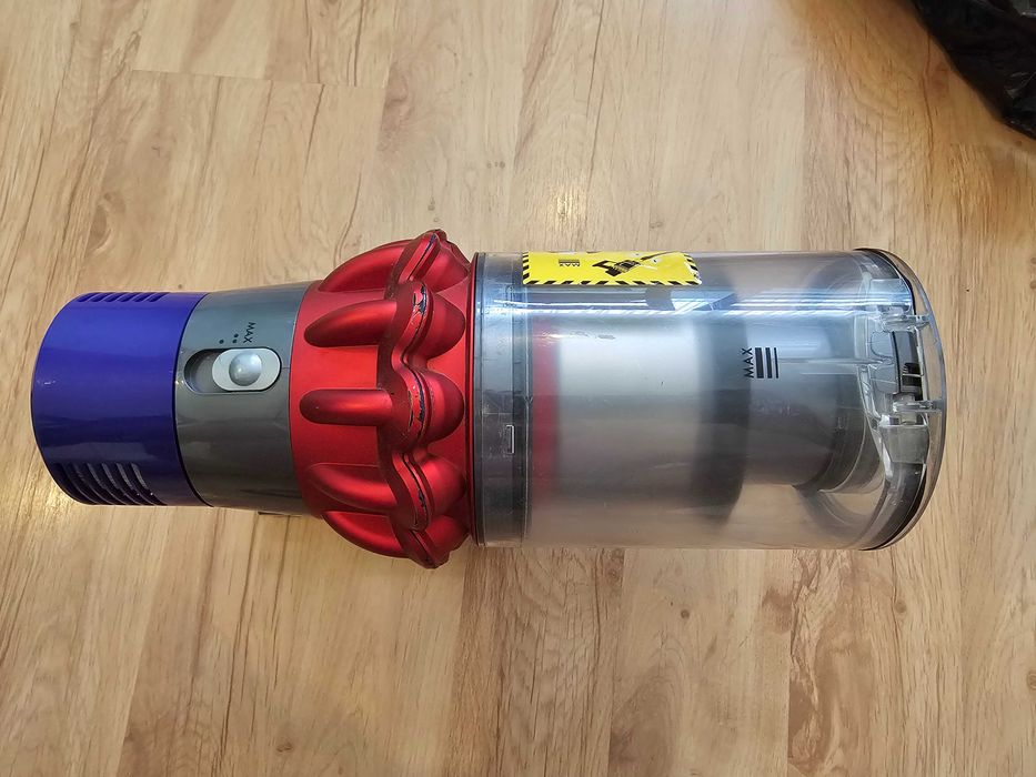 Прахосмукачка Dyson V10 / Нетествана