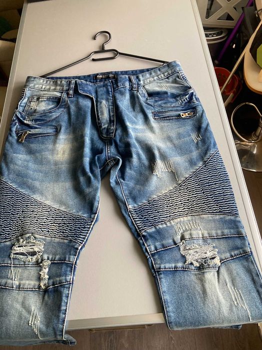 Оригинални мъжки дънки BALMAIN PARIS 36 номер