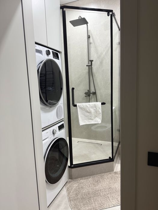 Евродвушка напротив Нурлы-тау