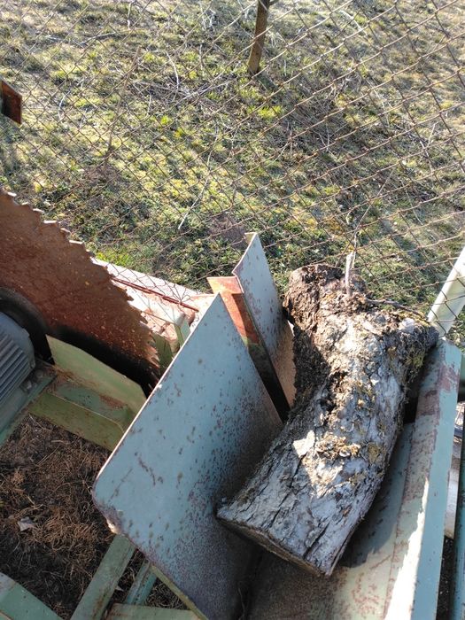 Circular cu masa 2 in 1