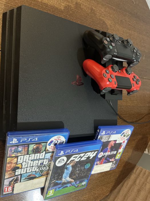 Playstation4 Pro 1TB (2 джоистика,Fifa24,GTA5,Fifa21,станд за джоистик