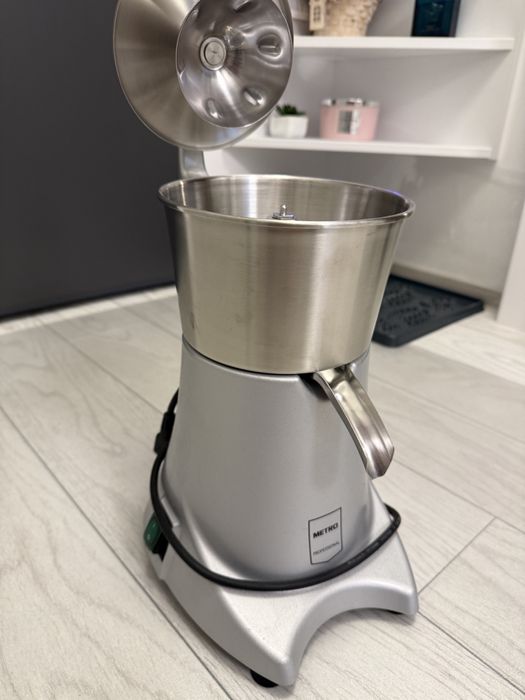 Storcator profesional Citrice cu manerMetro Profesional 230/980PRM