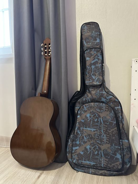 Гитара Yamaha C40