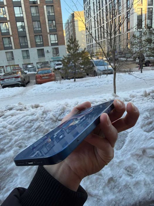 Айфон 12 64гб срочно