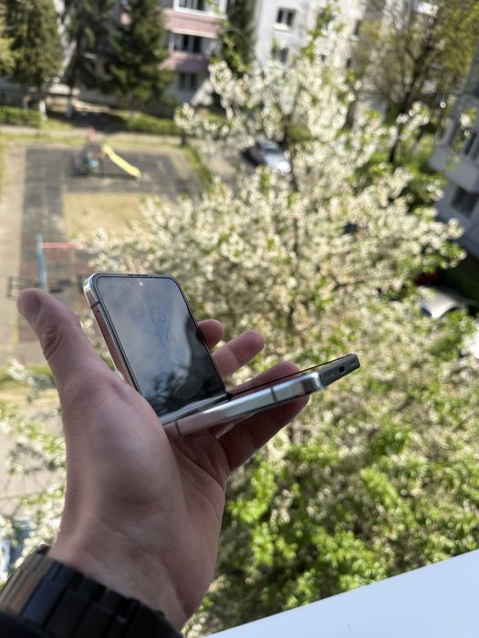 Samsung Galaxy Z Flip 5 512Gb