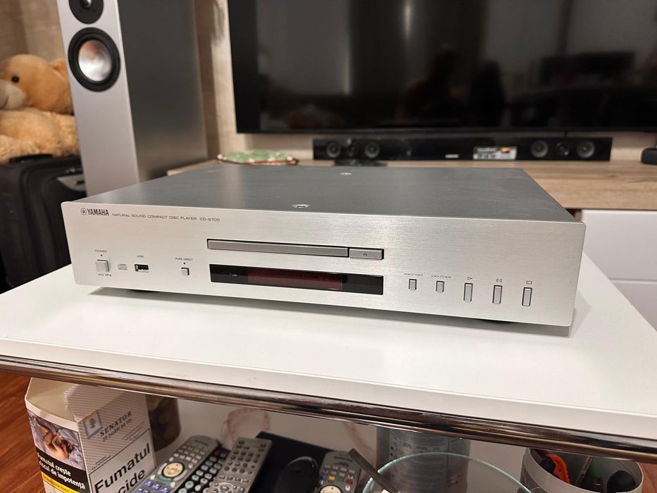 Yamaha CD-S700 Silver – CD Player Hi-Fi Premium + Telecomandă
