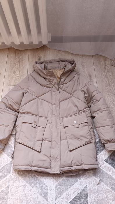 Продам женскую куртку