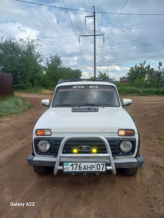 Продам ниву ваз 2121