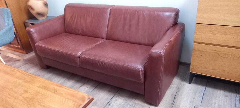 Canapea Chesterfield