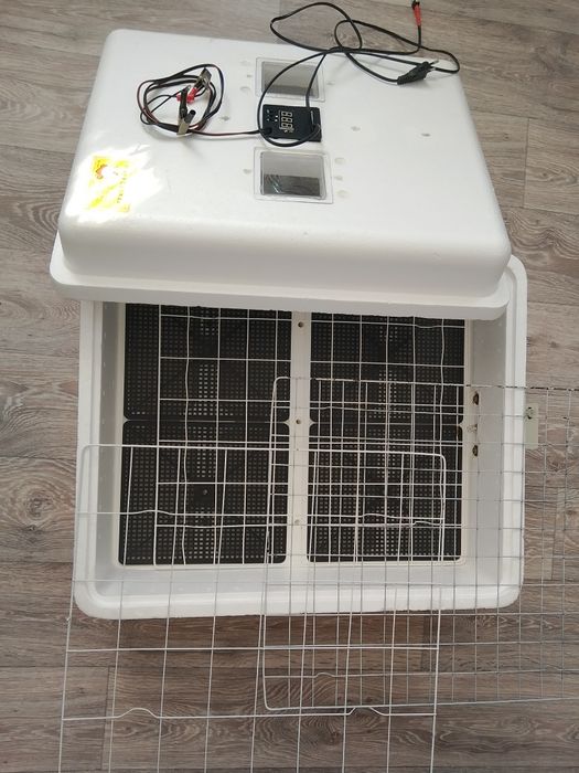 Продам инкубатор