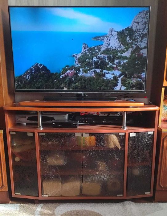 тумба под телевизор