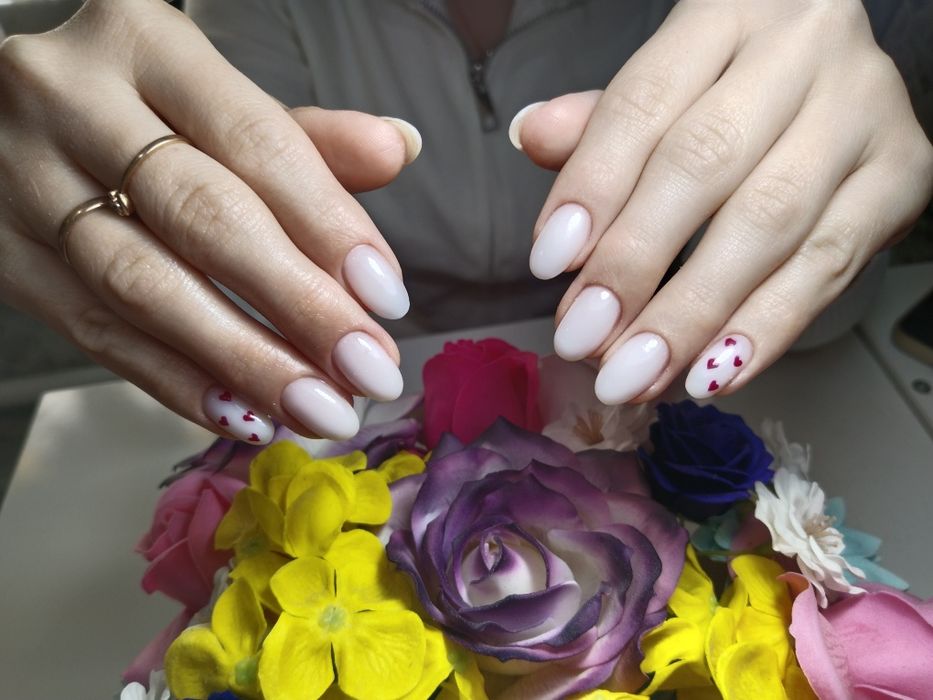 Маникюр и наращивание