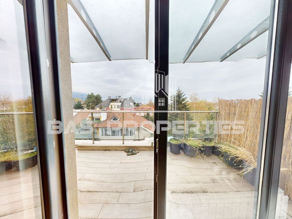 Продава се Двустаен апартамент в София, Витоша - 75 кв.м за 3400 €/кв.м - Снимка #5