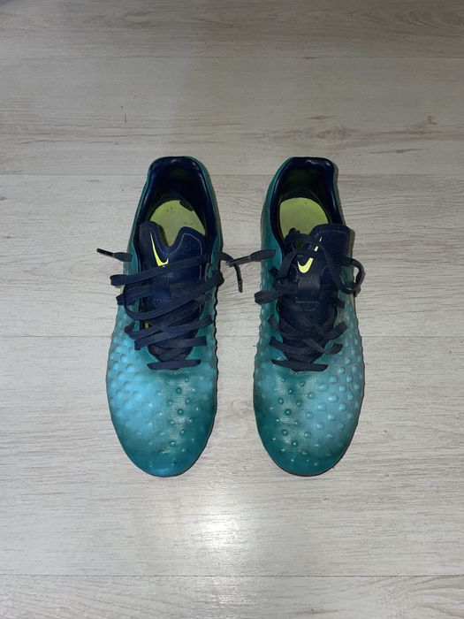 Nike Magista бутонки