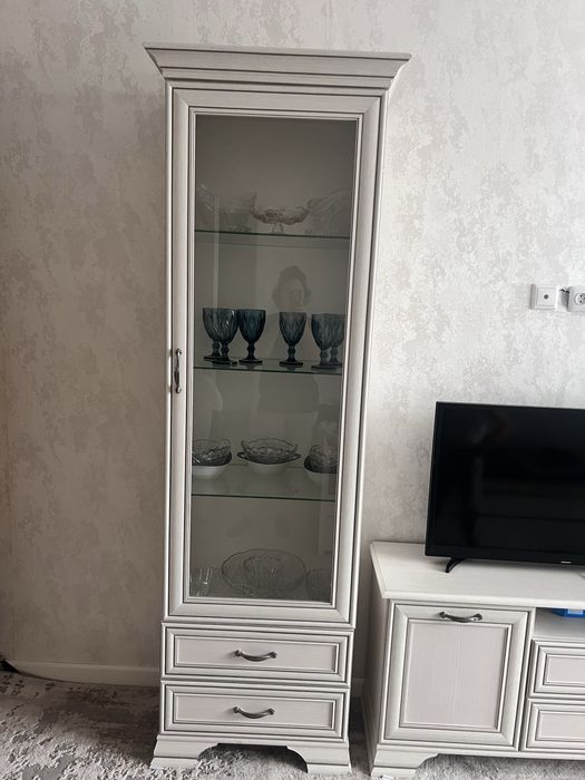 Горка для гостинной комнаты