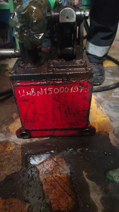 Домкраты б/у   .