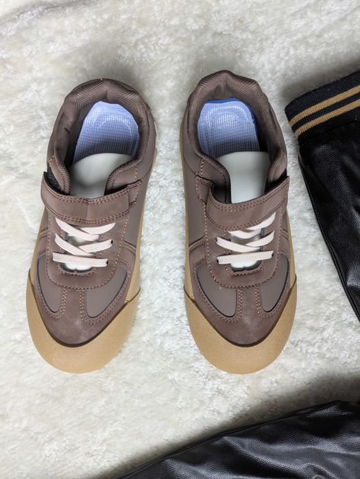 Продавам яке и обувки / кецове