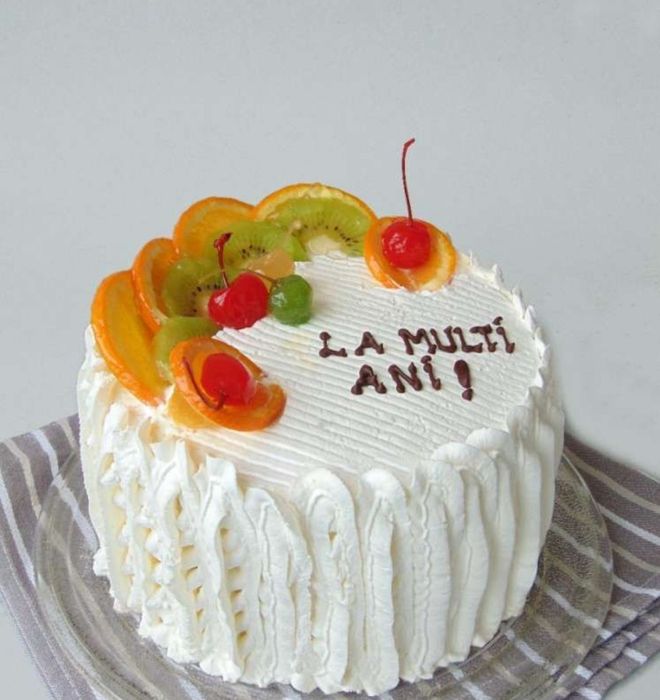 Torturi la comanda și prăjituri