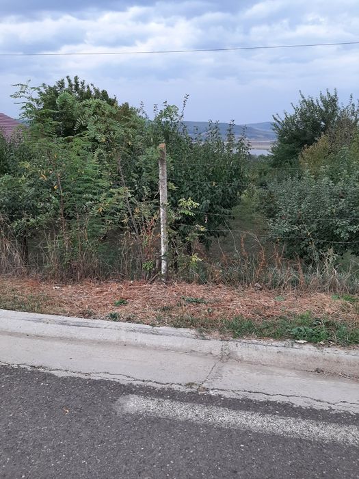 Teren str Casa Apelor