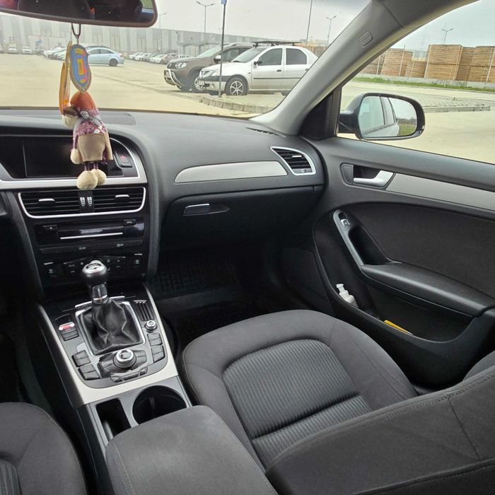 Audi A4 B8-2012-2.0-TDI