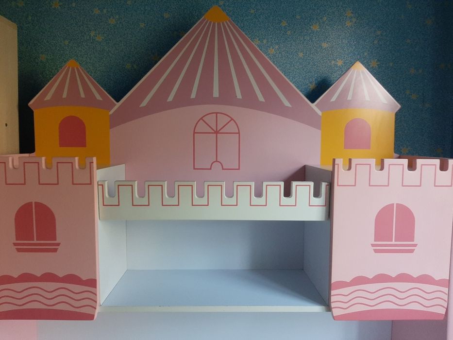 Спальный гарнитур детский