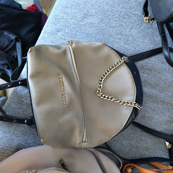 Лот Чанти Gues,Versache, Elisabetta Franchi и др