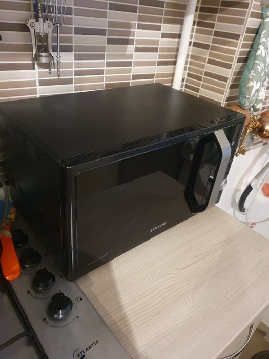 Cuptor cu microunde samsung
