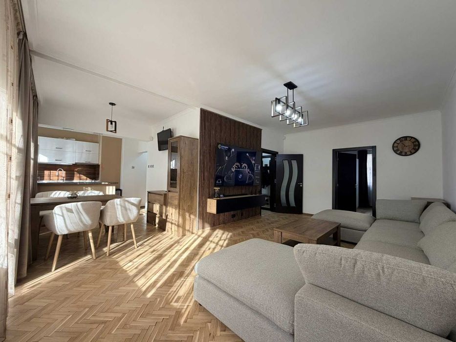 Дава се под наем Тристаен апартамент в София, Медицинска академия - 90 кв.м за 957.27 € - Снимка #9