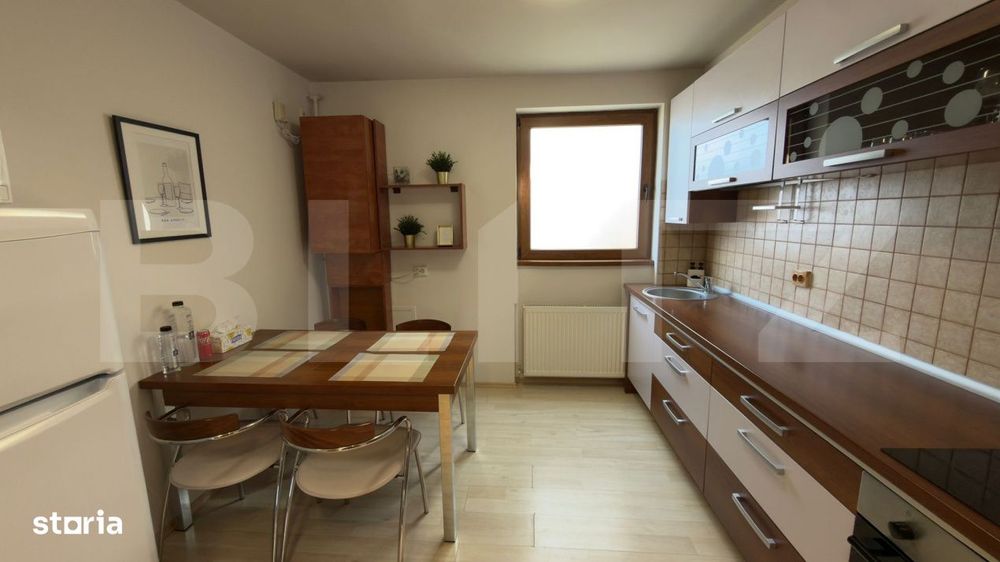 Apartament de vanzare, 77 mp, zona Centrala