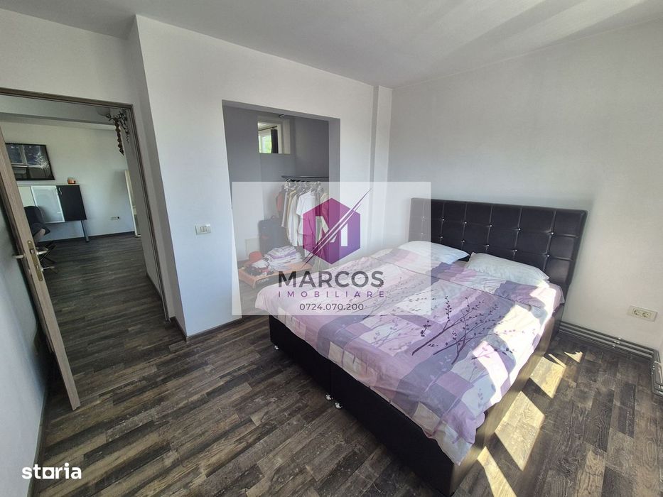 Vand apartament in centru