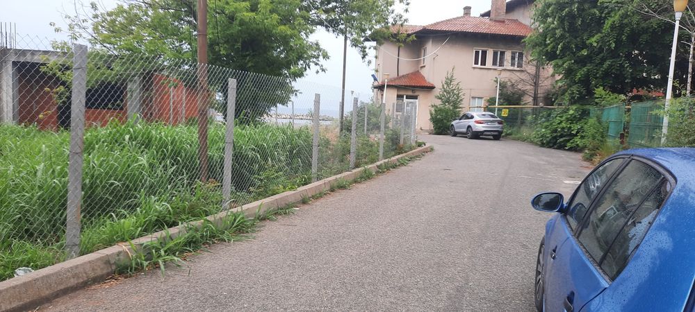 Împrejmuiri terenuri garduri curatare